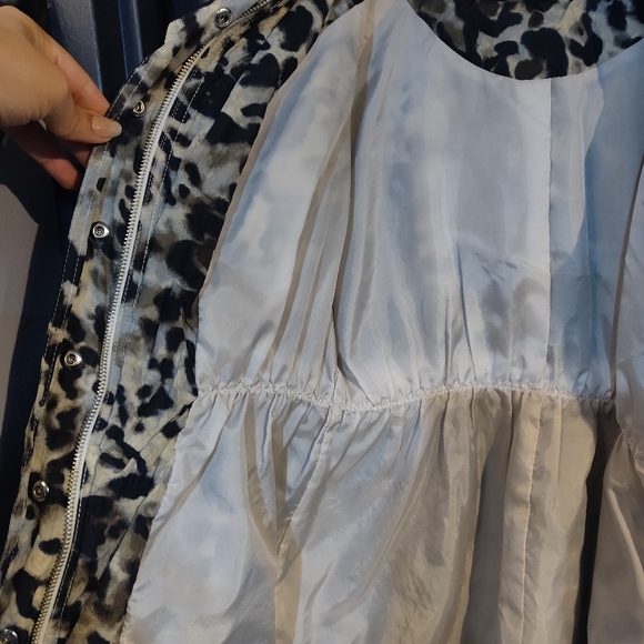 Alfani leopard print rain jacket - Picture 5 of 5